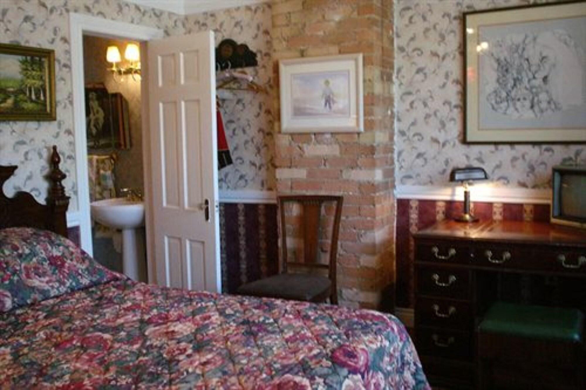 Bed and Breakfast Pimblett'S Toronto Downtown Bed &Breakfast Екстер'єр фото